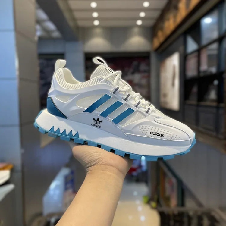 Nouvelles chaussures sportives et décontractées