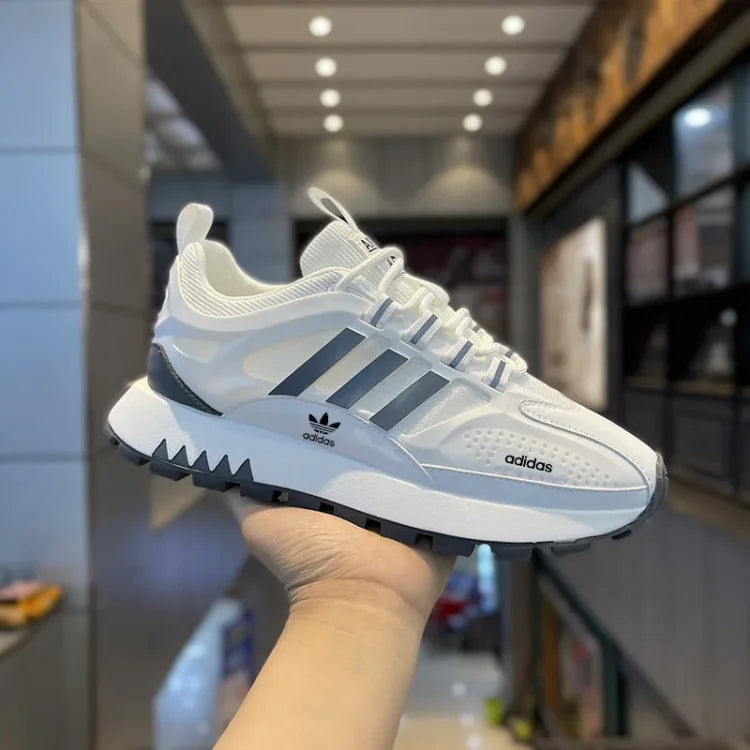 Nouvelles chaussures sportives et décontractées